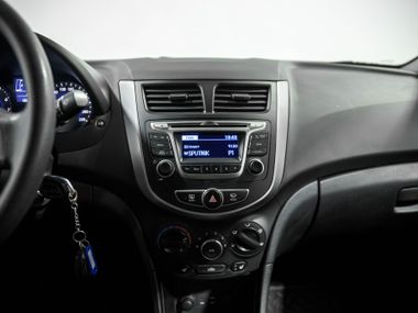 Hyundai Solaris 2016 года, 136 728 км - вид 9