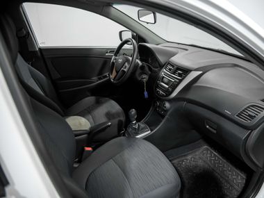 Hyundai Solaris 2016 года, 136 728 км - вид 14