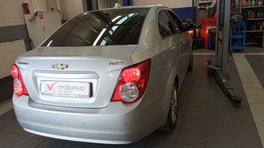 Chevrolet Aveo 2013 года, 105 670 км - вид 3
