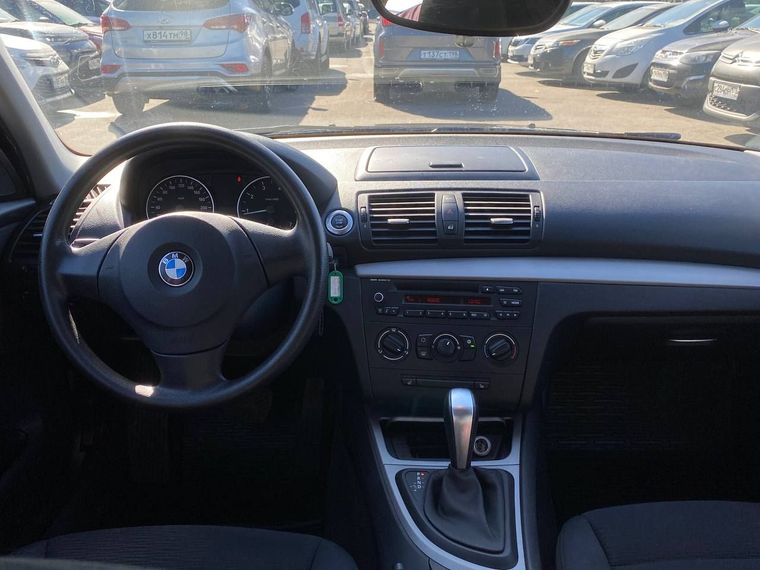 BMW 1 серия 2011 года, 135 637 км - вид 7