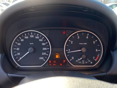 BMW 1 серия 2011 года, 135 637 км - вид 8