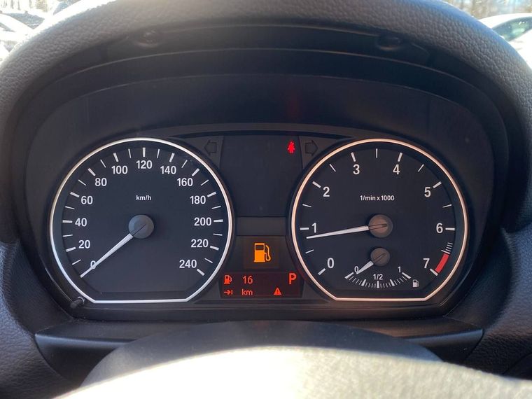 BMW 1 серия 2011 года, 135 637 км - вид 8