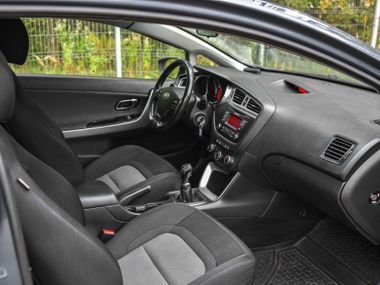 KIA Ceed 2013 года, 179 534 км - вид 11
