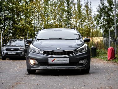 KIA Ceed 2013 года, 179 534 км - вид 3