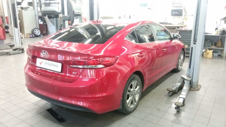 Hyundai Elantra 2017 года, 217 306 км - вид 3