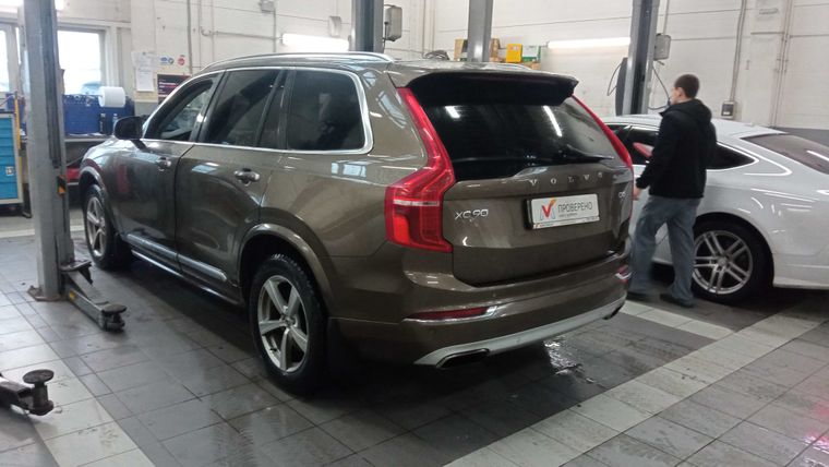 Volvo XC90 2015 года, 303 304 км - вид 4