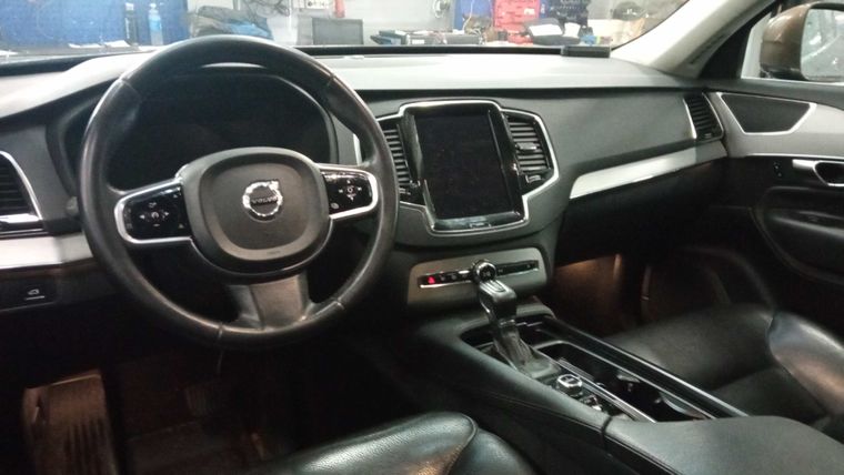Volvo XC90 2015 года, 303 304 км - вид 5
