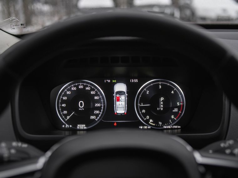 Volvo XC90 2015 года, 303 304 км - вид 5