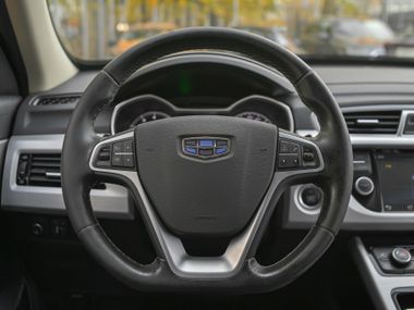 Geely Atlas 2018 года, 199 438 км - вид 7