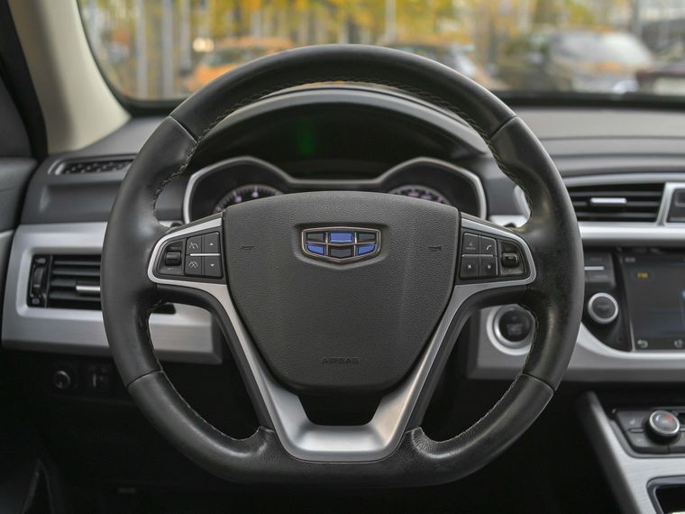 Geely Atlas 2018 года, 199 438 км - вид 7