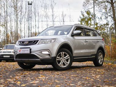 Серебристый Geely Atlas 2018 года | VIN 329655