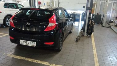 Hyundai Solaris 2013 года, 183 186 км - вид 3
