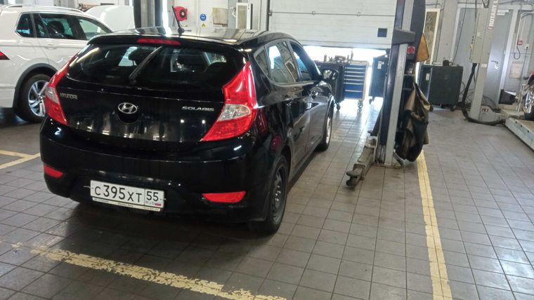 Hyundai Solaris 2013 года, 183 186 км - вид 3