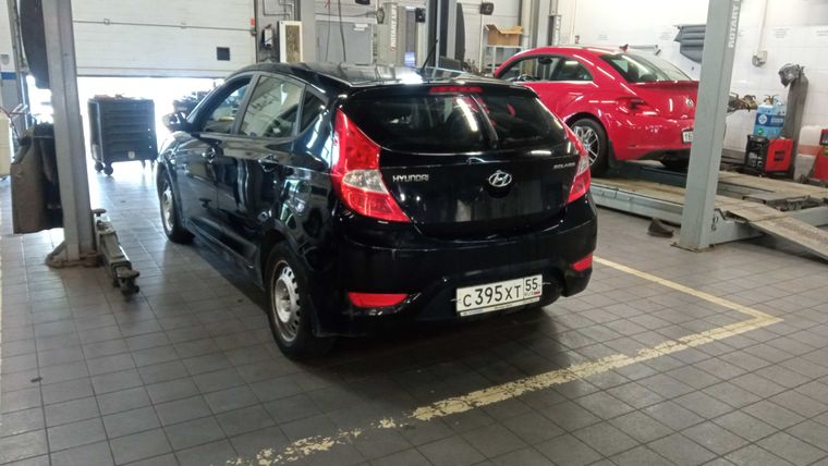 Hyundai Solaris 2013 года, 183 186 км - вид 4
