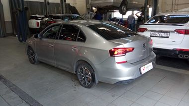 Volkswagen Polo 2021 года, 59 361 км - вид 4