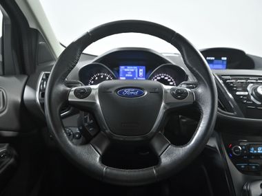 Ford Kuga 2013 года, 130 458 км - вид 9