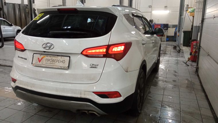 Hyundai Santa Fe 2017 года, 214 589 км - вид 3