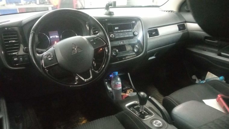 Mitsubishi Outlander 2016 года, 121 327 км - вид 5