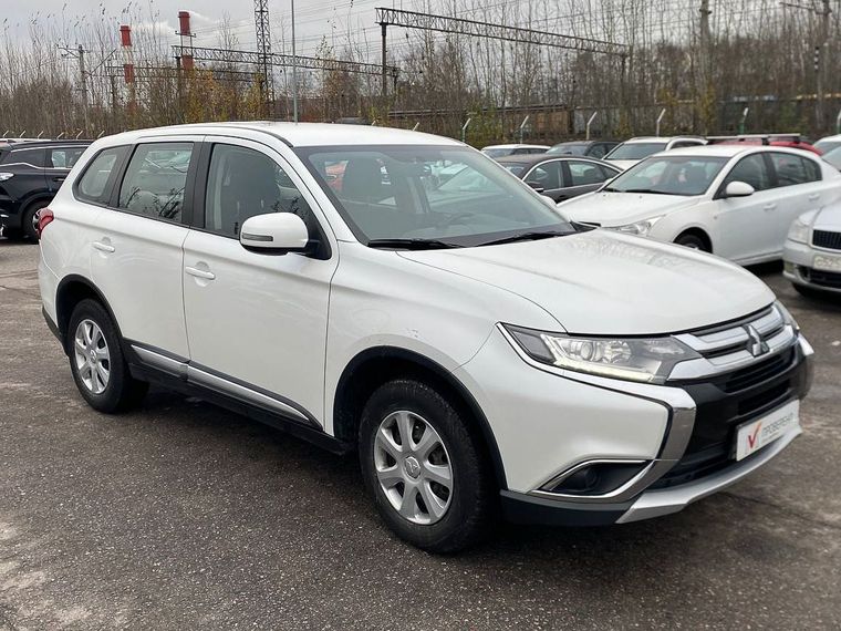 Mitsubishi Outlander 2016 года, 121 327 км - вид 4