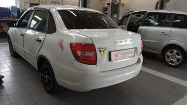 ВАЗ (LADA) Granta 2019 года, 105 677 км - вид 4