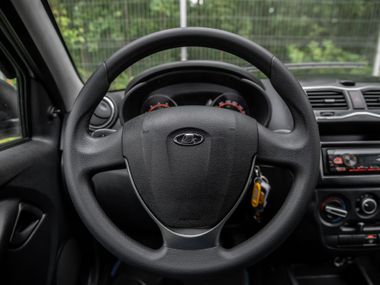 ВАЗ (LADA) Granta 2019 года, 105 677 км - вид 6