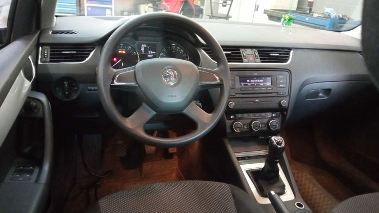 Skoda Octavia 2013 года, 85 849 км - вид 5