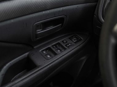 Mitsubishi Outlander 2016 года, 234 119 км - вид 9