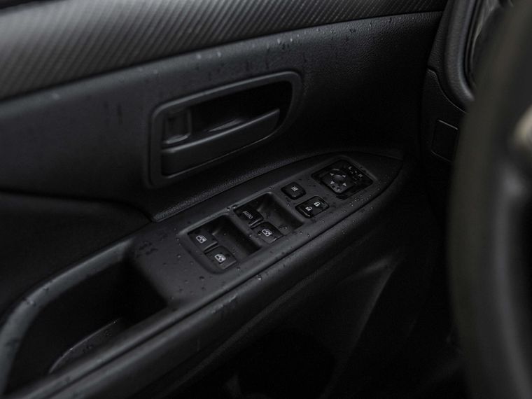 Mitsubishi Outlander 2016 года, 234 119 км - вид 9