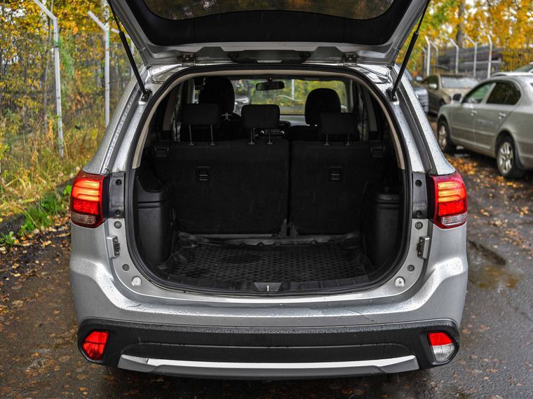 Mitsubishi Outlander 2016 года, 234 119 км - вид 13