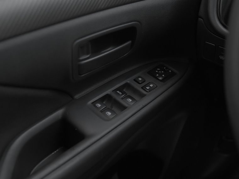 Mitsubishi Outlander 2016 года, 234 119 км - вид 9