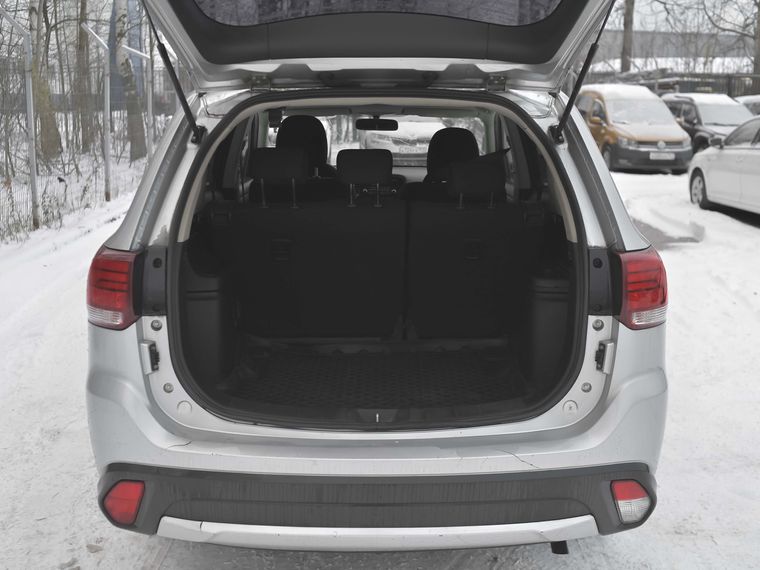Mitsubishi Outlander 2016 года, 234 119 км - вид 12