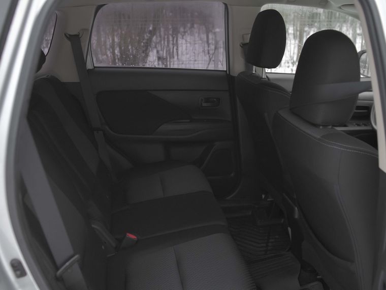 Mitsubishi Outlander 2016 года, 234 119 км - вид 10