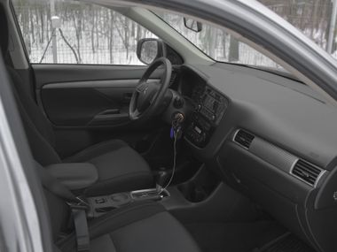 Mitsubishi Outlander 2016 года, 234 119 км - вид 11