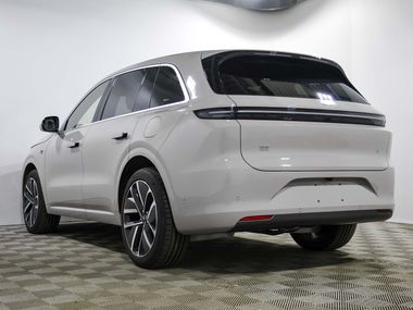 LiXiang L6 2024 года, 1 км - вид 6