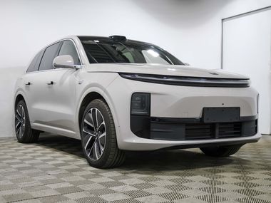 LiXiang L6 2024 года, 1 км - вид 3