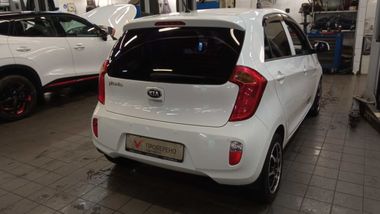 KIA Picanto 2013 года, 52 929 км - вид 3