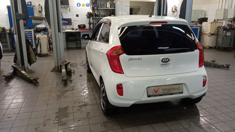 KIA Picanto 2013 года, 52 929 км - вид 4