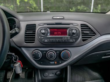 Kia Picanto 2013 года, 52 929 км - вид 7