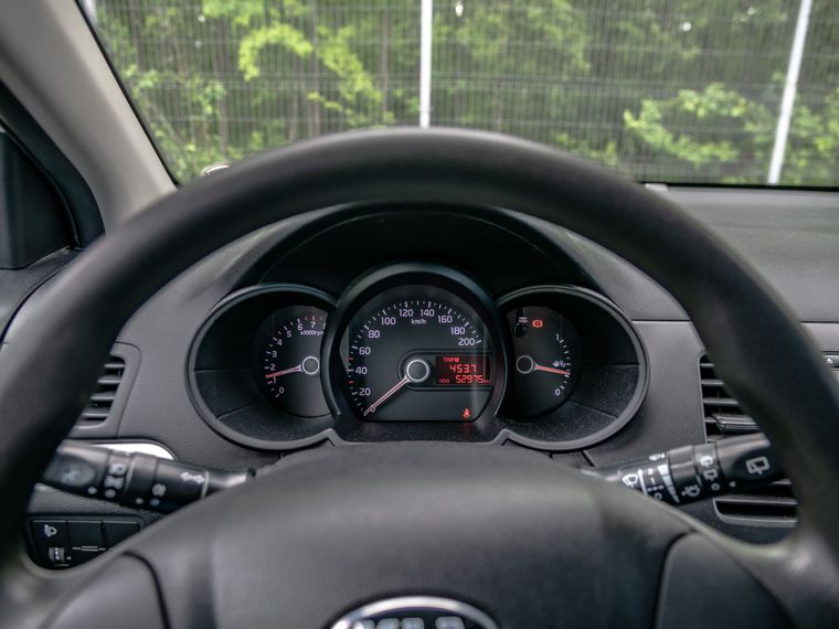 Kia Picanto 2013 года, 52 929 км - вид 6