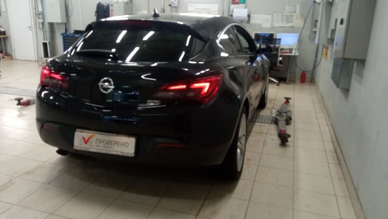 Opel Astra GTC 2012 года, 11 км - вид 4