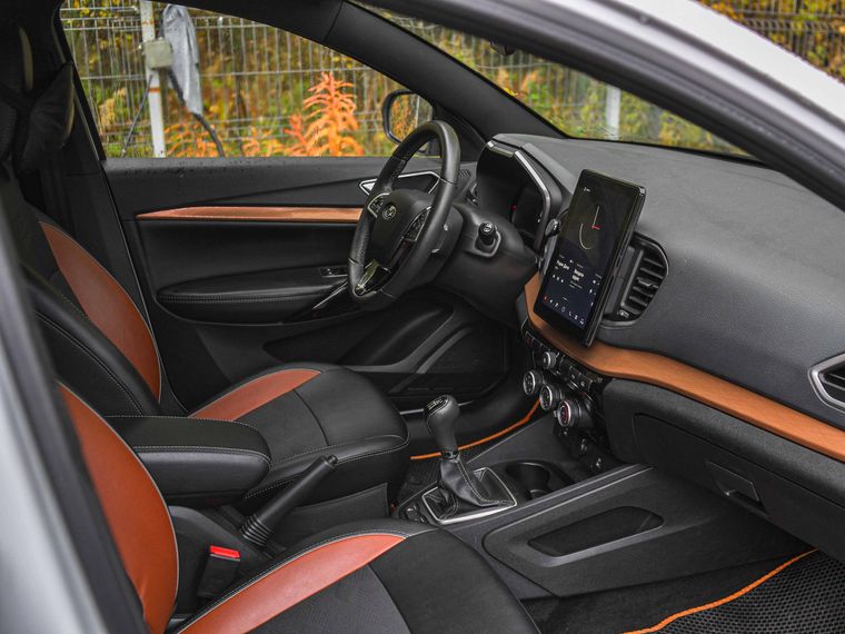 ВАЗ (LADA) Vesta 2023 года, 85 609 км - вид 13