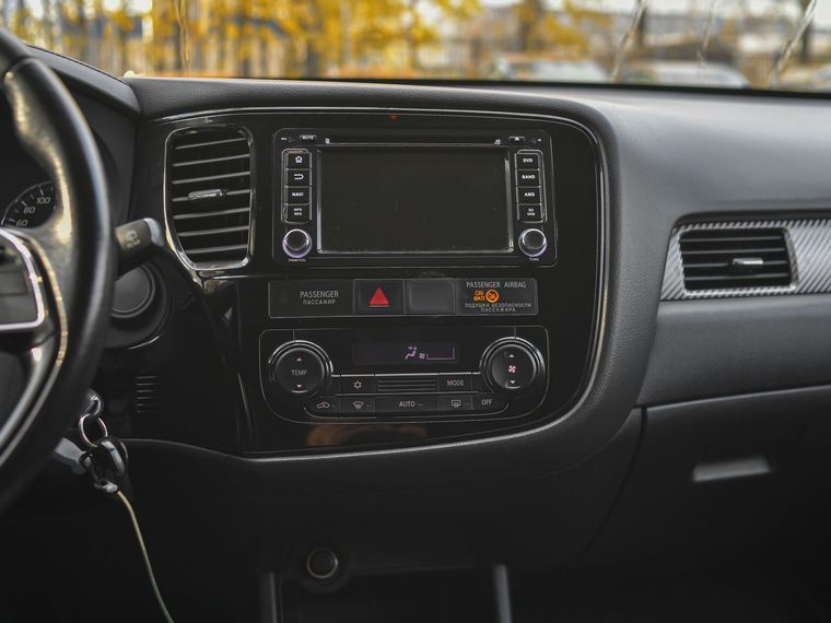 Mitsubishi Outlander 2016 года, 153 105 км - вид 7