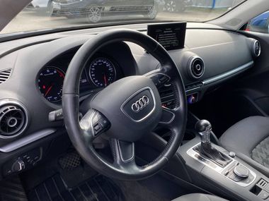 Audi A3 2015 года, 166 423 км - вид 10