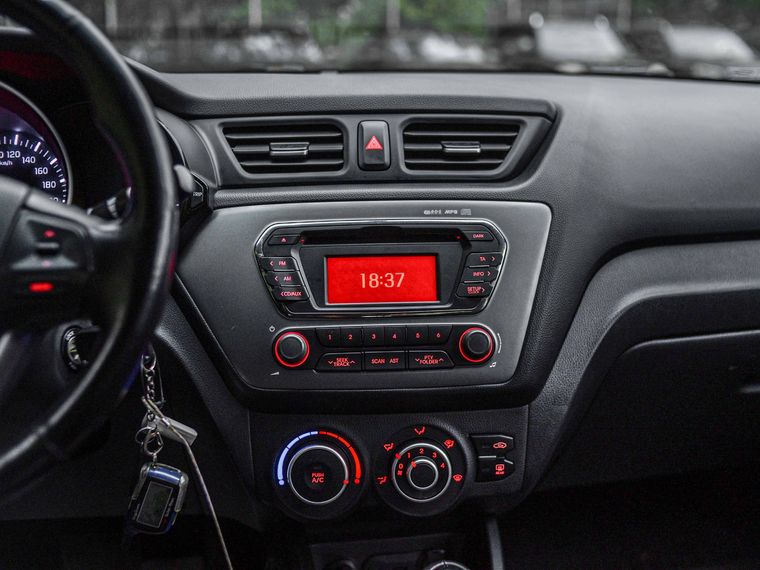 KIA Rio 2014 года, 110 449 км - вид 7