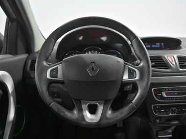 Renault Fluence 2010 года, 266 723 км - вид 9