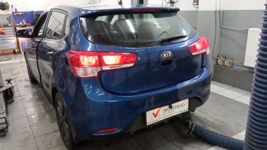 KIA Rio 2015 года, 105 663 км - вид 4