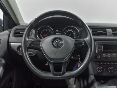 Volkswagen Jetta 2015 года, 123 000 км - вид 8