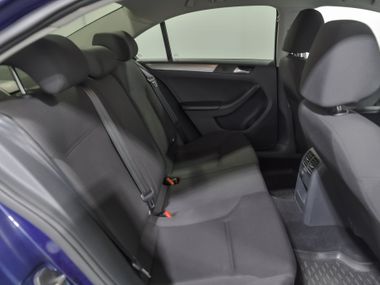 Volkswagen Jetta 2015 года, 123 000 км - вид 12