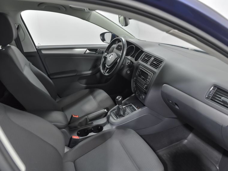 Volkswagen Jetta 2015 года, 123 000 км - вид 13