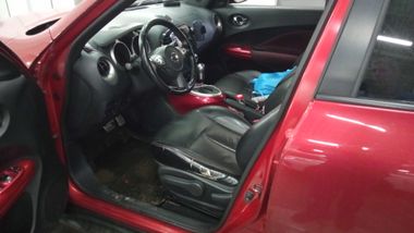 Nissan Juke 2011 года, 190 000 км - вид 5